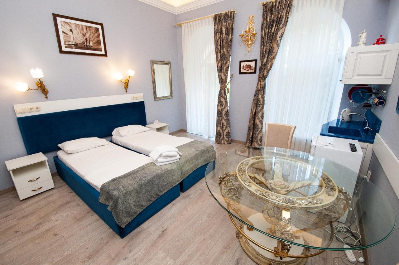 Art Suites Near Deribasovskaya Odessa Exteriör bild